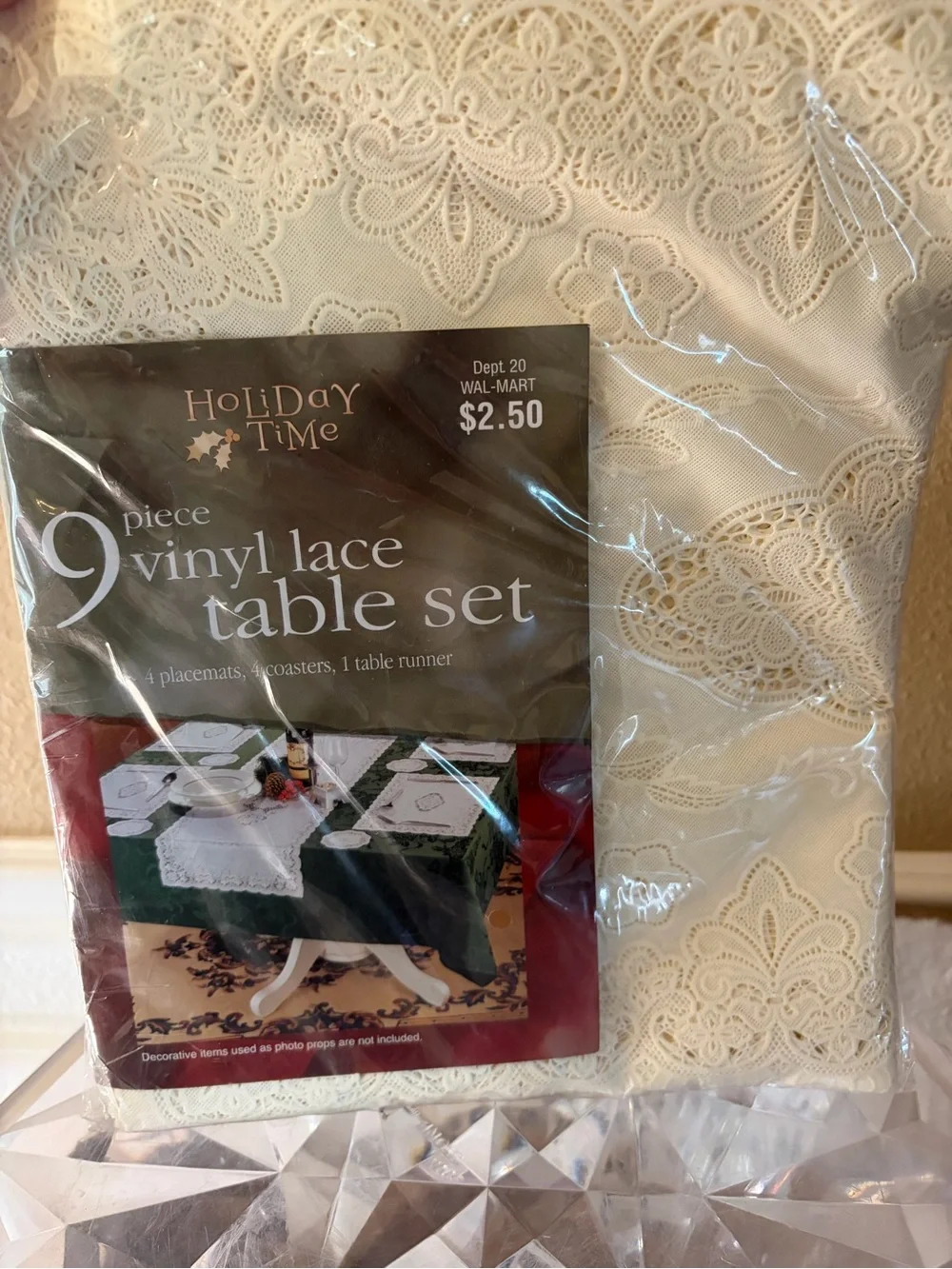 9 Piece Holiday Time Vinyl Lace Table Set New Made in Taiwan